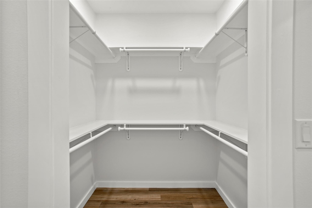 103 N Avenue C - Photo 9