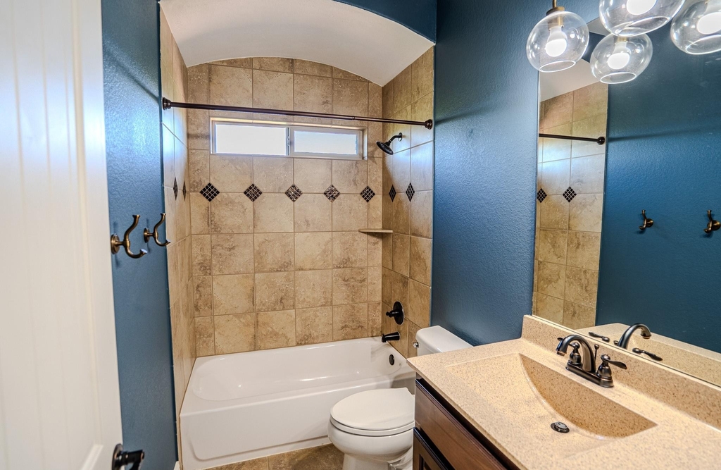 121 Feritti Dr - Photo 21