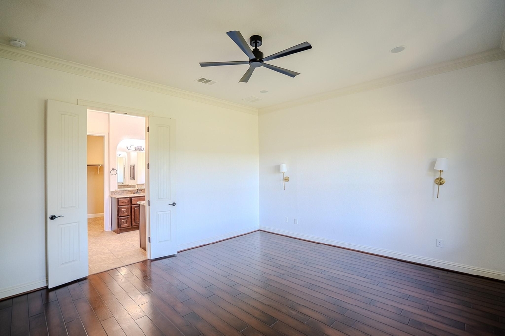 121 Feritti Dr - Photo 17