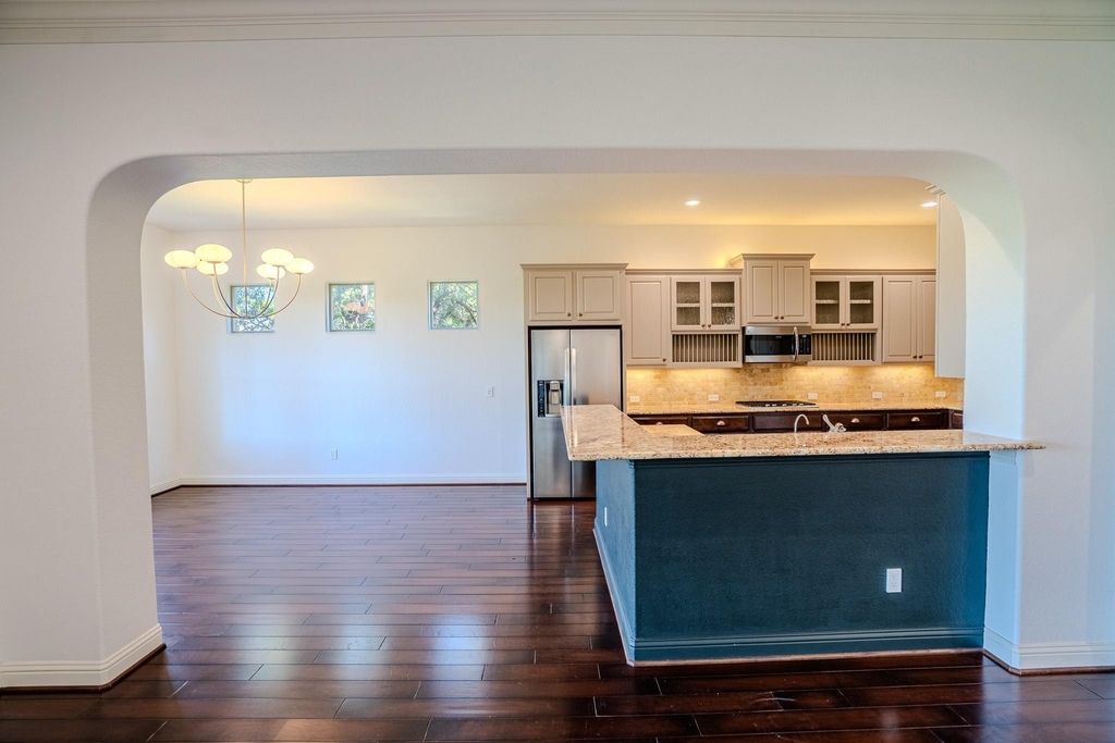 121 Feritti Dr - Photo 9