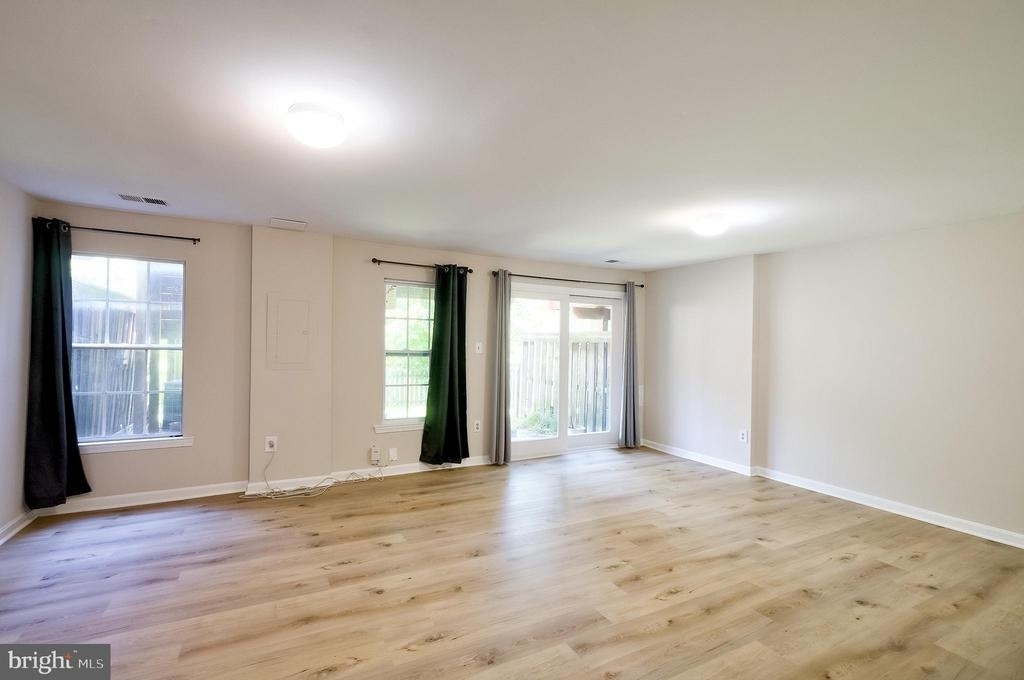 16 Casino Court - Photo 31