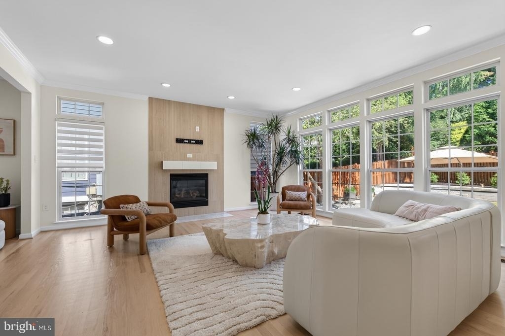 5811 Johnson Avenue - Photo 9