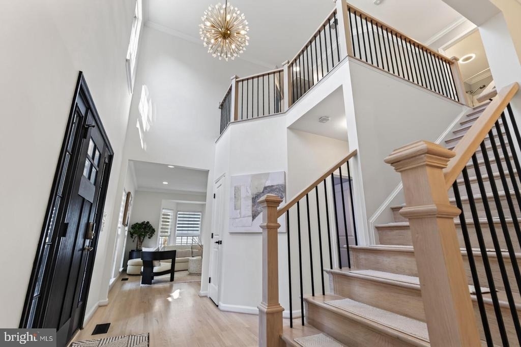 5811 Johnson Avenue - Photo 4
