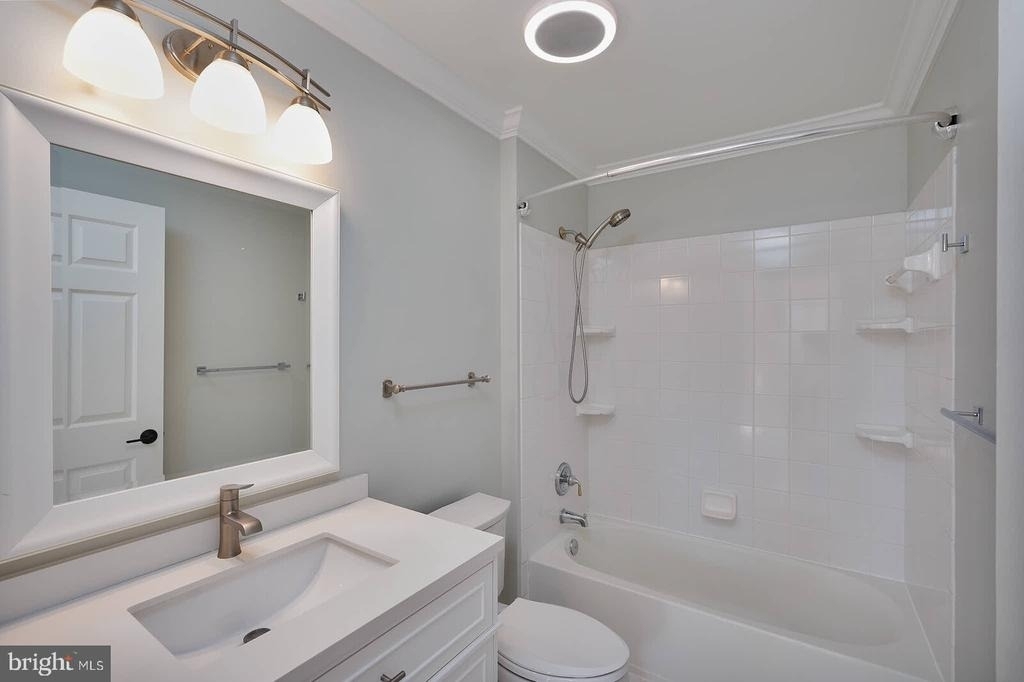 5811 Johnson Avenue - Photo 33