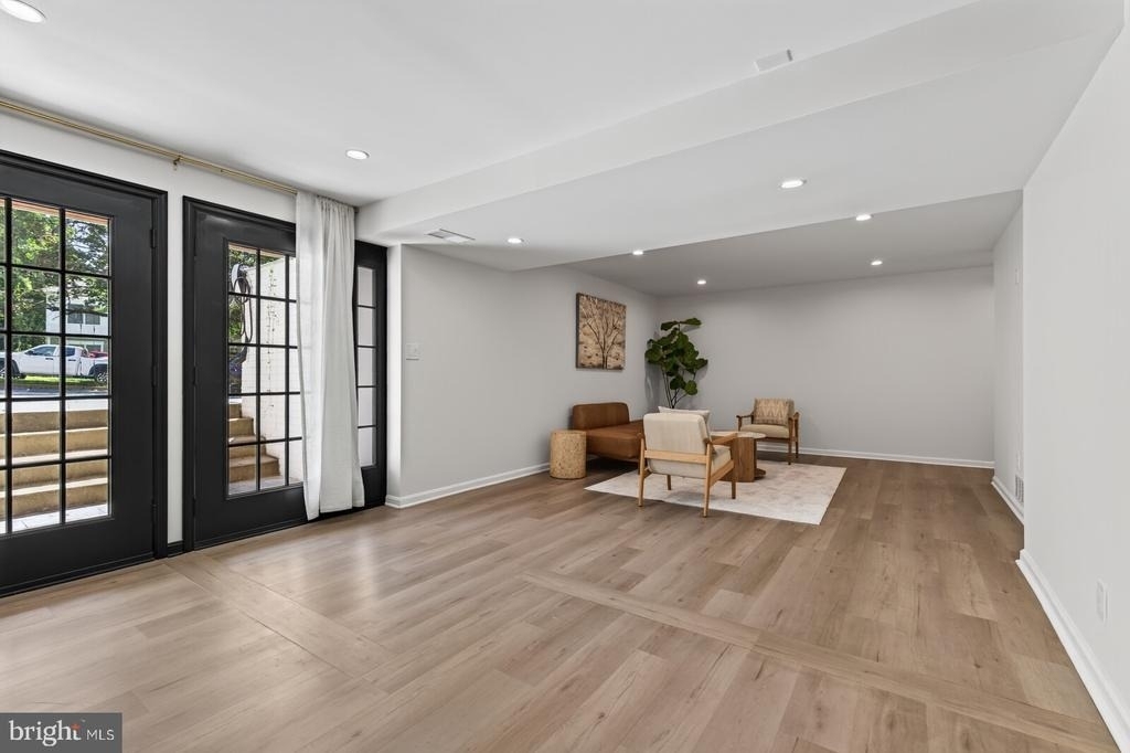 5811 Johnson Avenue - Photo 35