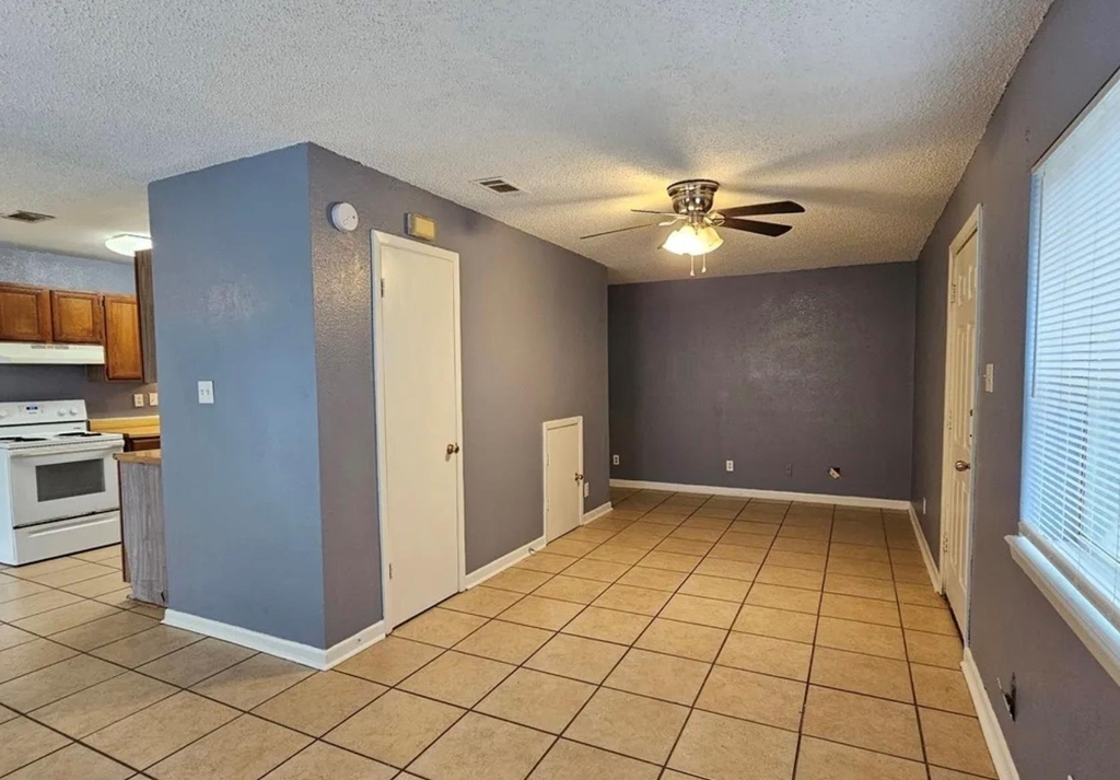 506 Alpine St - Photo 3