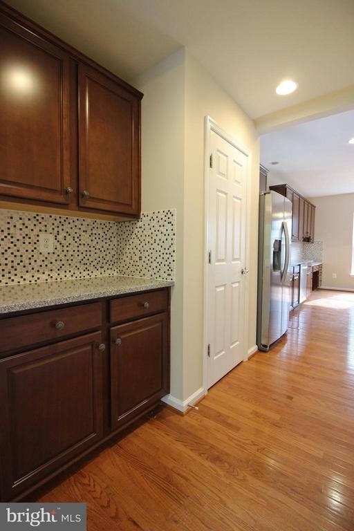 11518 Amherst Avenue - Photo 5