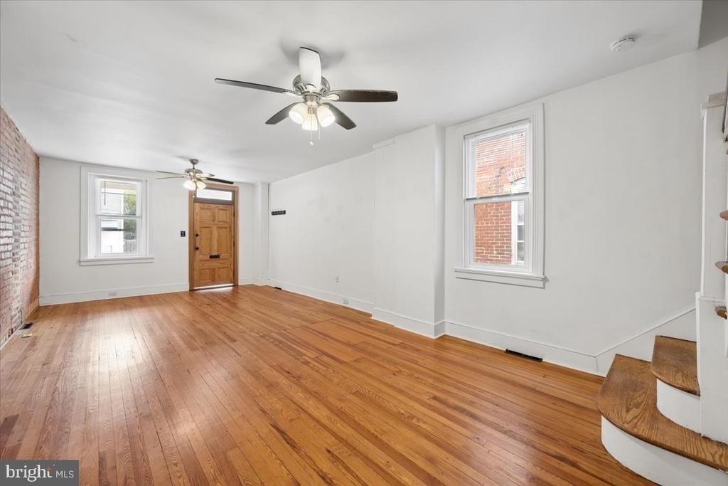 346 Madison Street - Photo 5