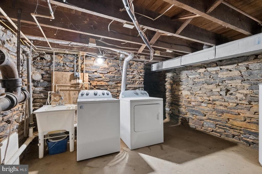 346 Madison Street - Photo 20