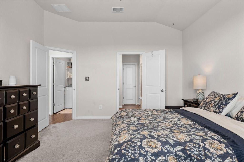 718 Sassafras St - Photo 11