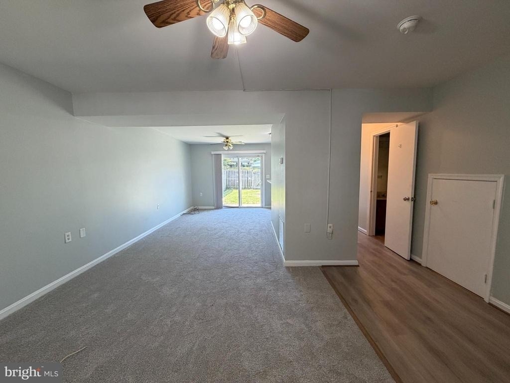 310 Tumbleweed Place - Photo 3