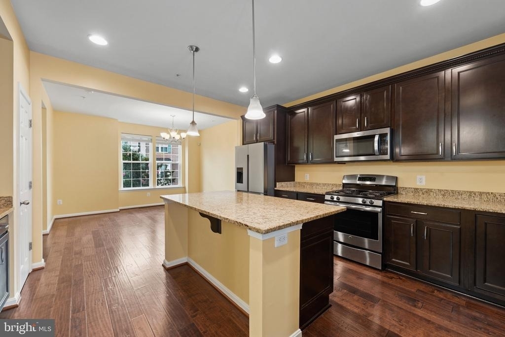 306 Paladium Court - Photo 12