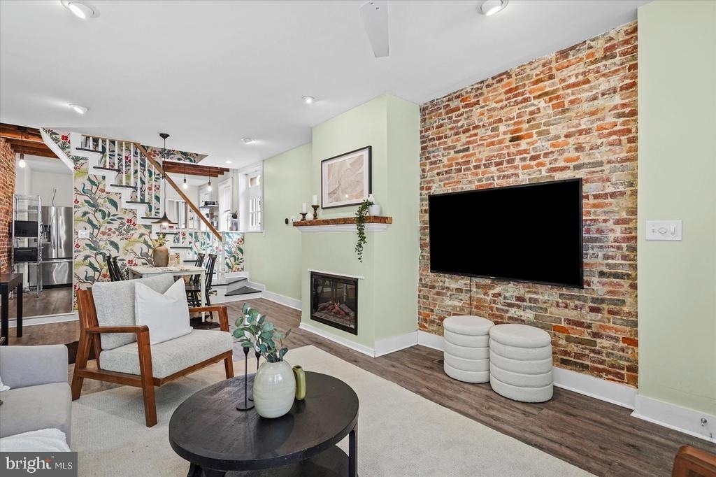 211 Penn Street - Photo 6
