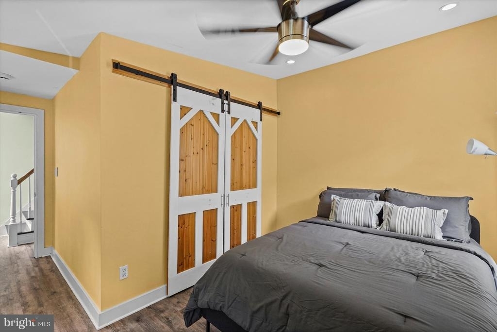 211 Penn Street - Photo 24
