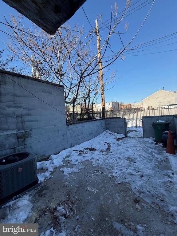 2424 E Chase Street - Photo 17