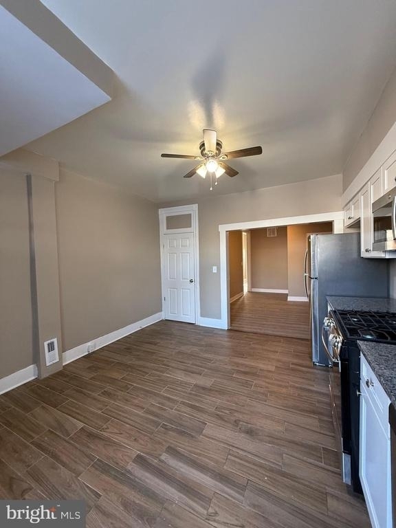 2424 E Chase Street - Photo 15