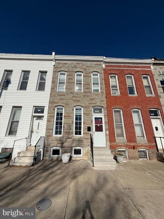 2424 E Chase Street - Photo 0