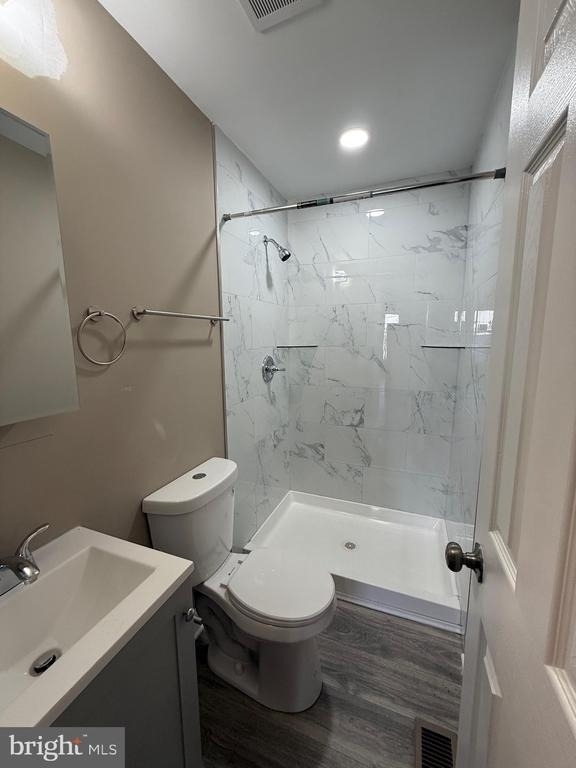 2424 E Chase Street - Photo 11
