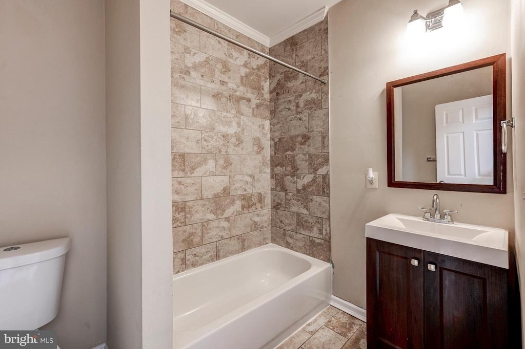 2103 E Madison Street - Photo 13