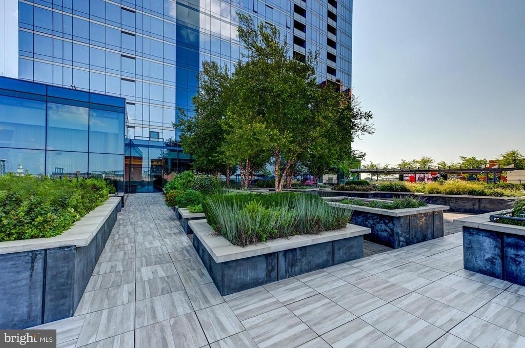 414 Light Street - Photo 45