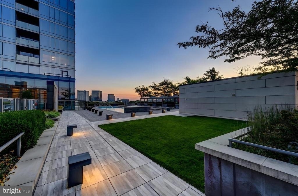 414 Light Street - Photo 44