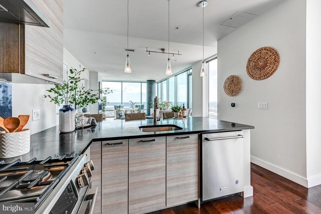 414 Light Street - Photo 13
