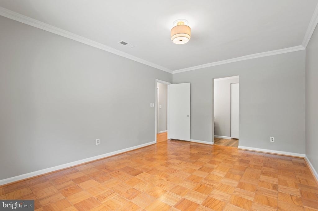 8 Cross Keys Road - Photo 22