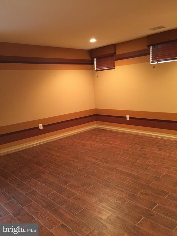 2404 Almhouse Drive - Photo 2