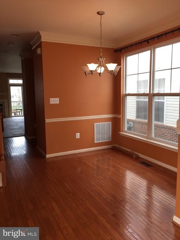 2404 Almhouse Drive - Photo 8
