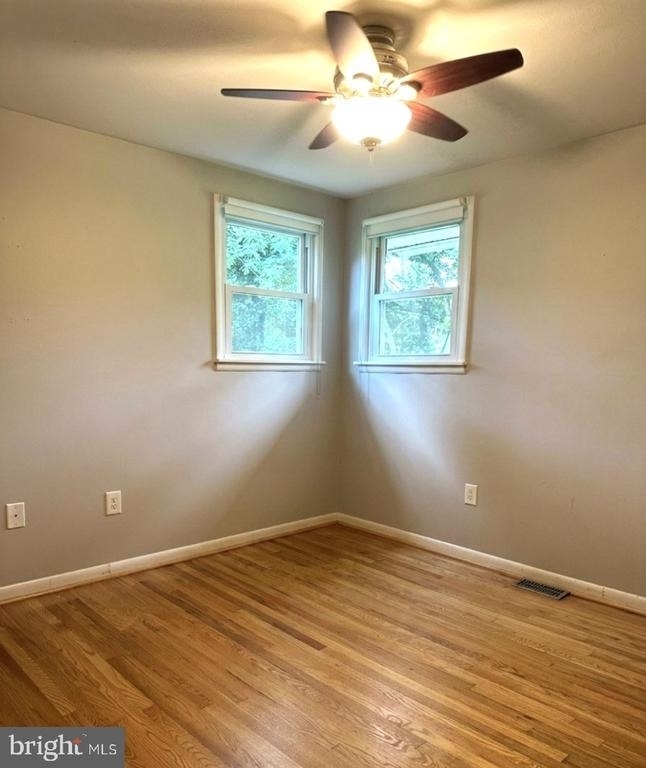 5193 Old Solomons Island Road - Photo 11