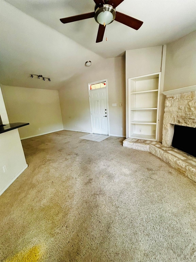 6804 N Capital Of Texas Highway - Photo 3