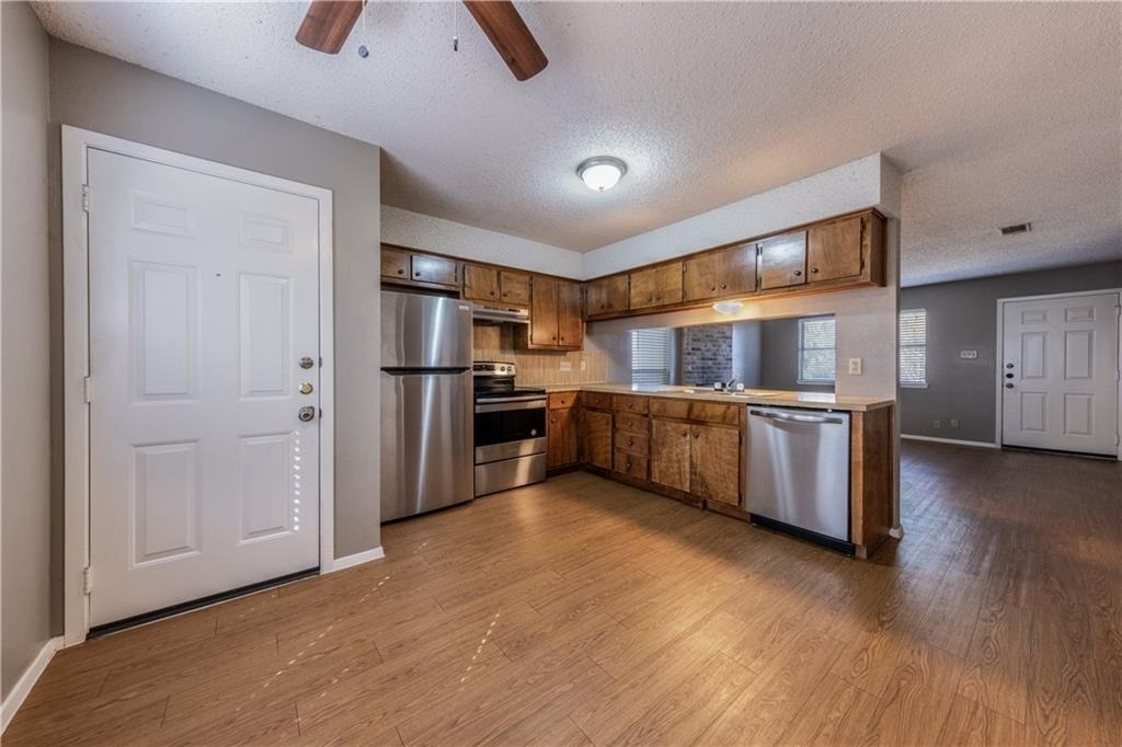 8106 Dunn St St - Photo 7