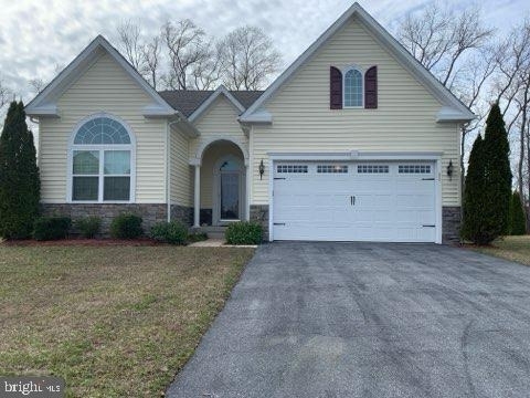 80 Fairway Drive - Photo 0