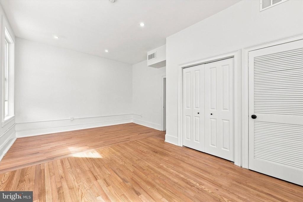 1412 Delaware Avenue - Photo 9