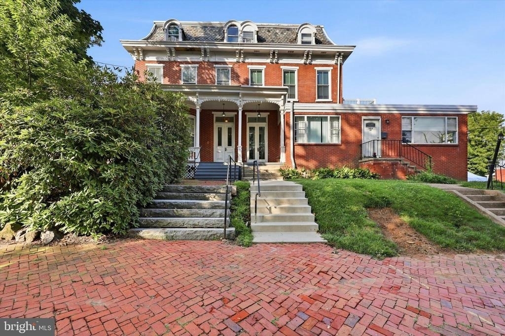 1412 Delaware Avenue - Photo 0