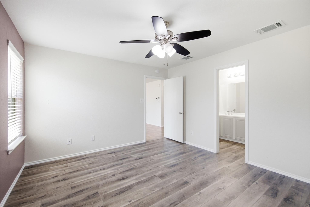 209 Rinehardt St - Photo 11