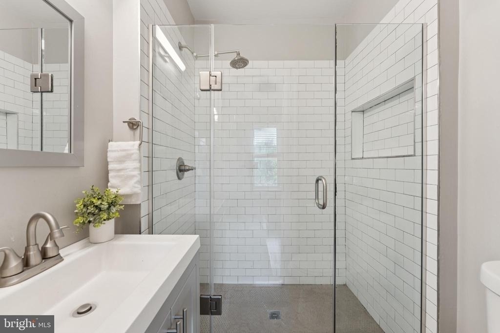 123 U Street Nw - Photo 15