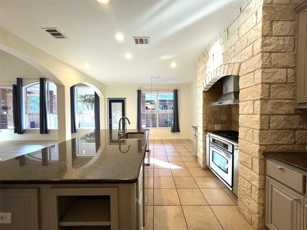 3004 Edgecreek Pl - Photo 8
