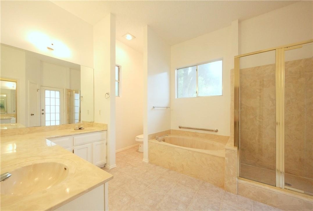 8200 Cahill Dr - Photo 12