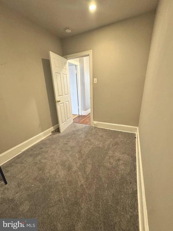 3626 12th Street Ne - Photo 5