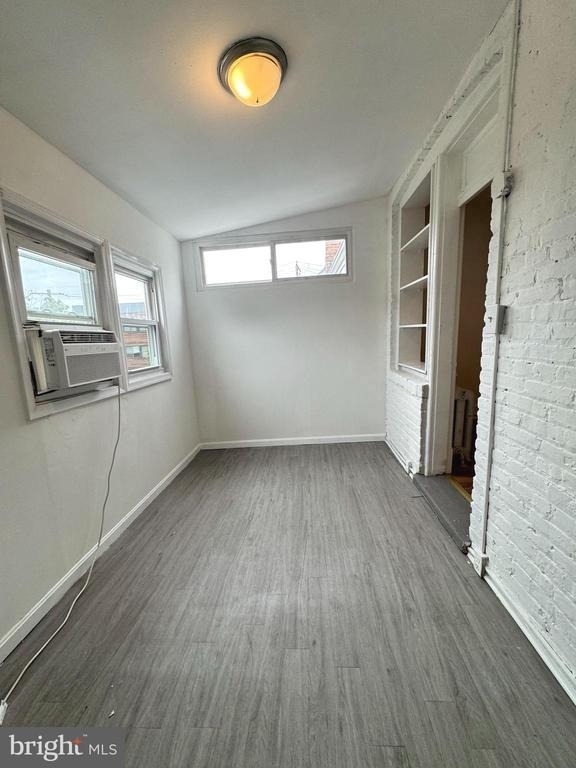 3626 12th Street Ne - Photo 6