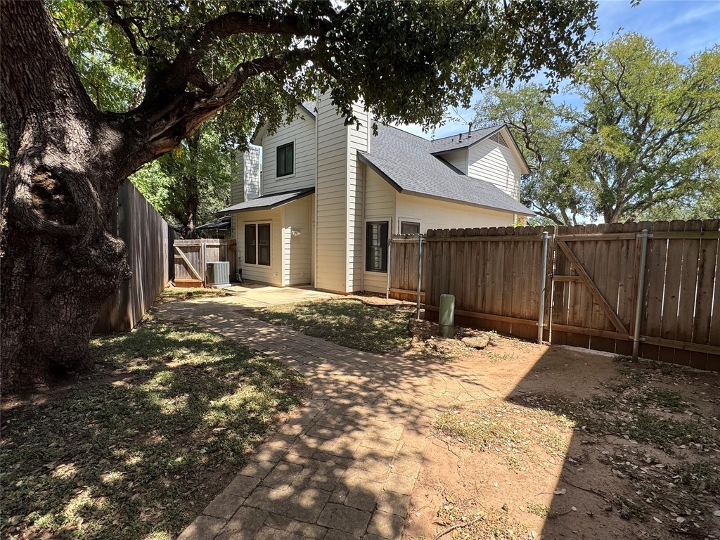 12212 Brigadoon Ln - Photo 17