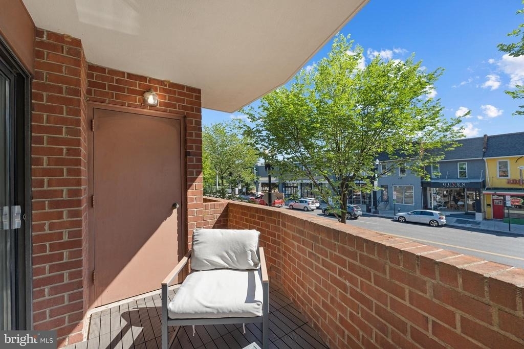 2320 Wisconsin Avenue Nw - Photo 12
