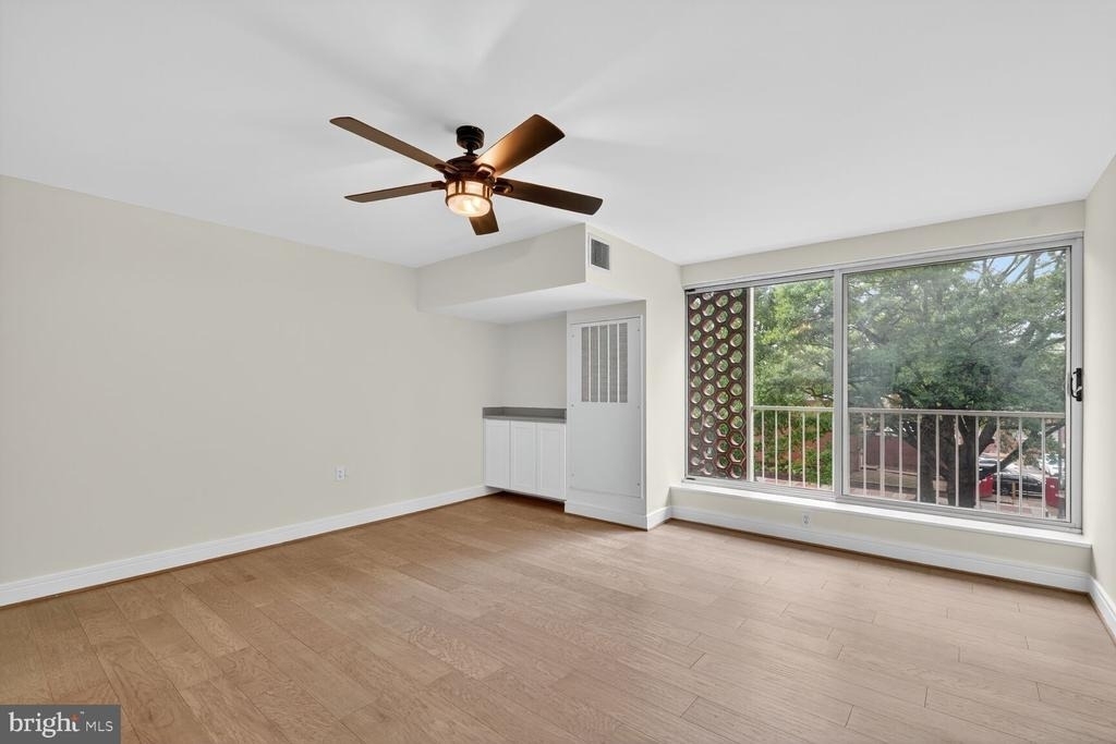 800 4th Street Sw - Photo 2
