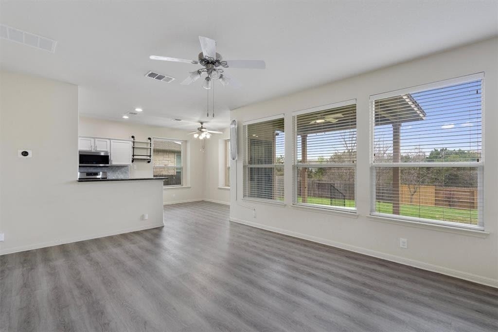 2044 Nestlewood Dr - Photo 6