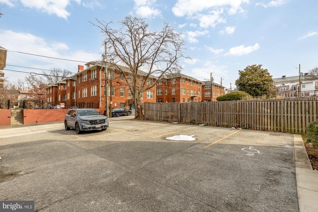 129 Varnum Street Nw - Photo 10