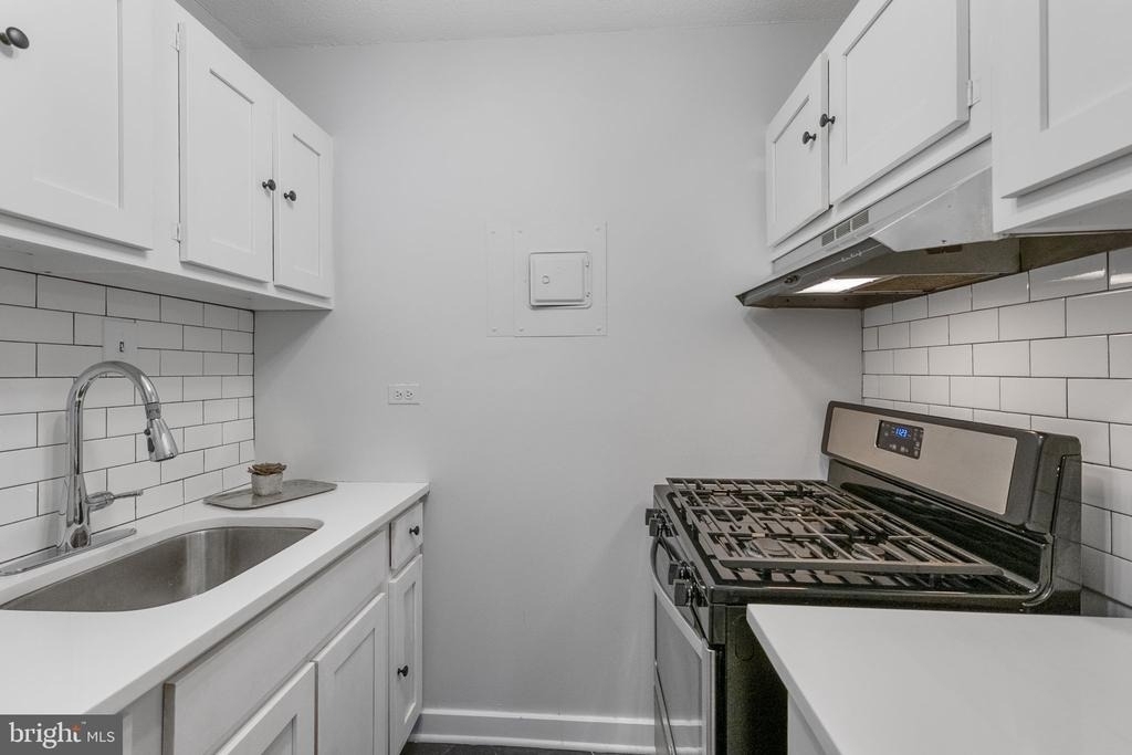 2201 L Street Nw - Photo 18