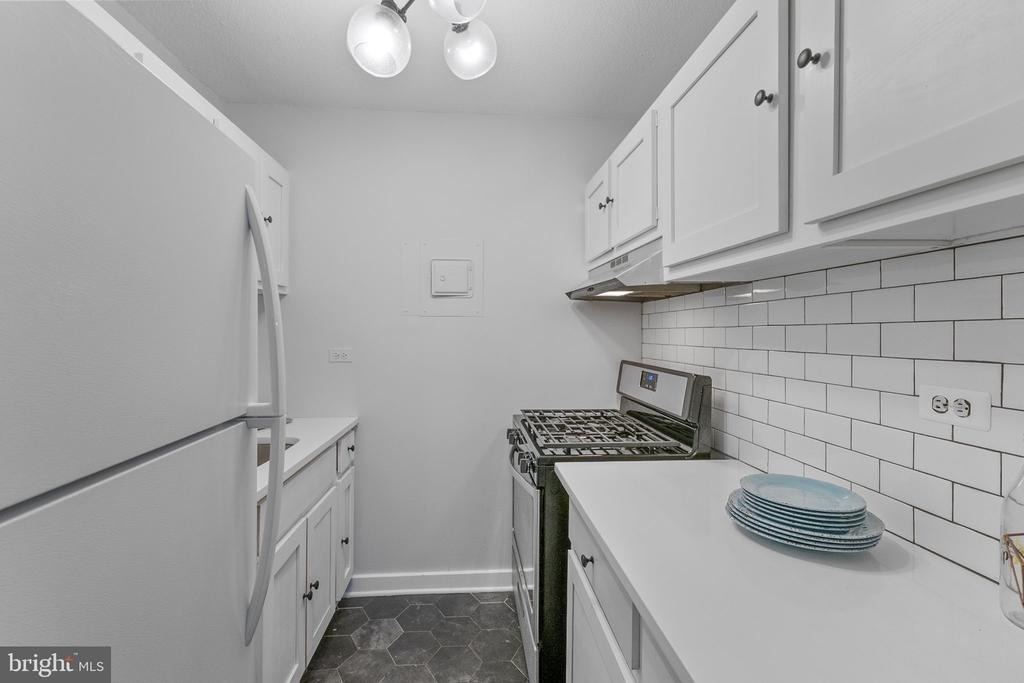 2201 L Street Nw - Photo 16