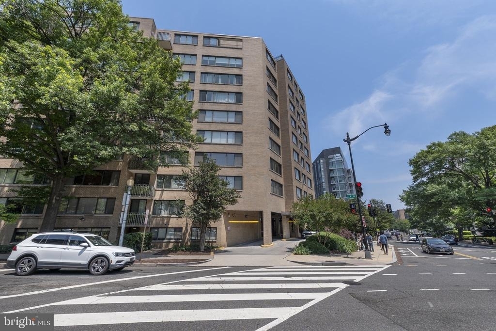 2201 L Street Nw - Photo 1