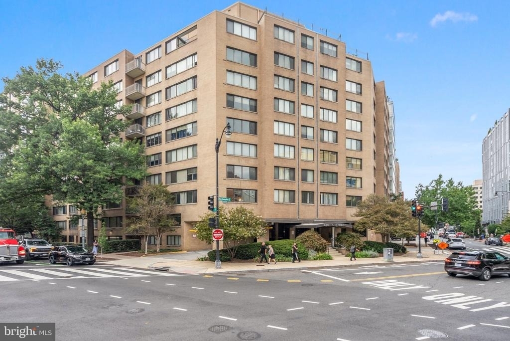 2201 L Street Nw - Photo 0